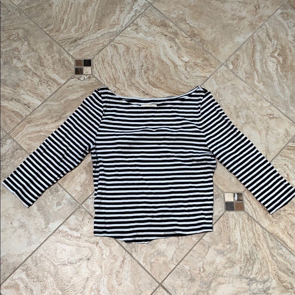 Long sleeve cropped shirt